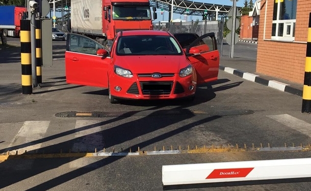 Россиянин на авто пытался прорваться в Украину через госграницу