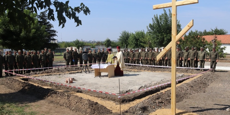 В Николаевском полку Нацгвардии заложили часовню Николая Чудотворца (ФОТО)