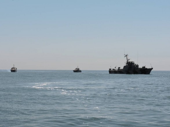 Россия заблокировала судоходство вдоль украинского берега 1