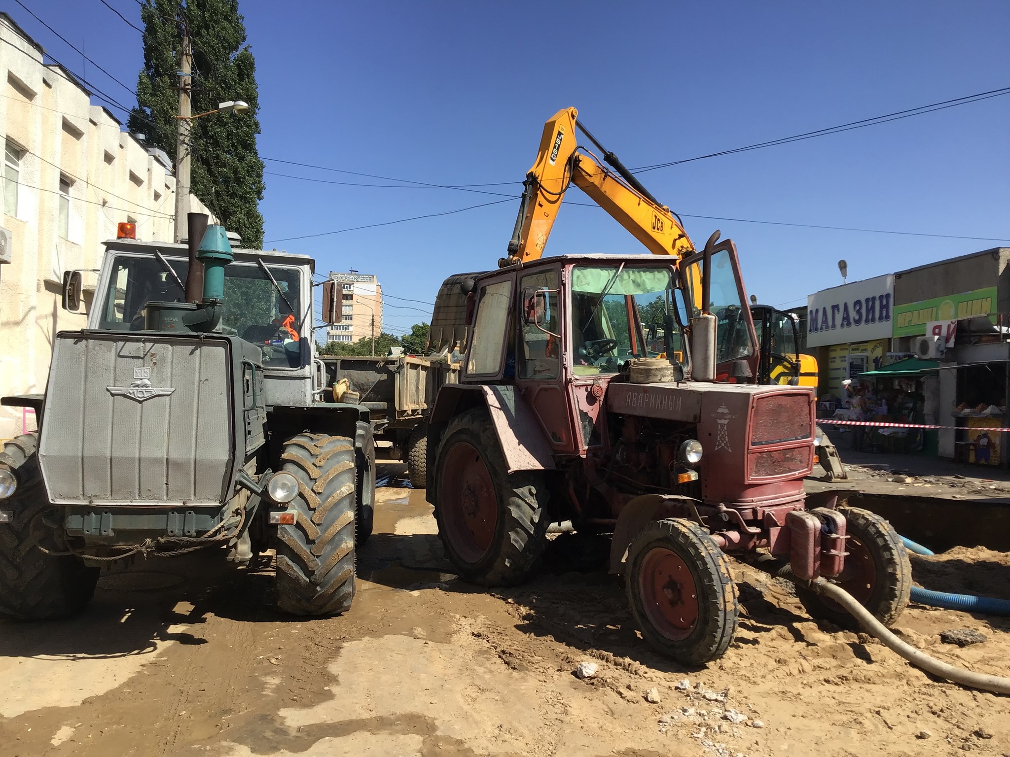 «Николаеводоканал» приступил к замене части канализационного коллектора под рынком «Феникс» в Корабельном районе (ФОТО)