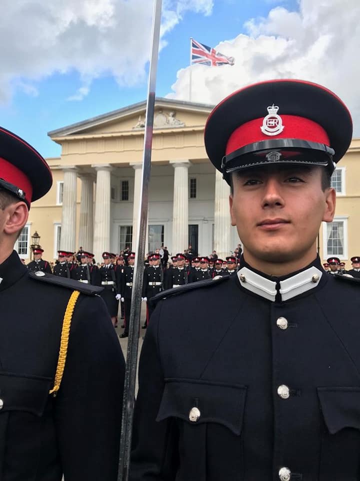 Украинец впервые в истории признан лучшим выпускником Королевской академии Сухопутных войск Великобритании 3