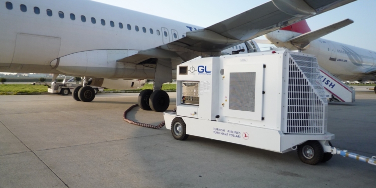 Николаевский аэропорт покупает установку воздушного запуска