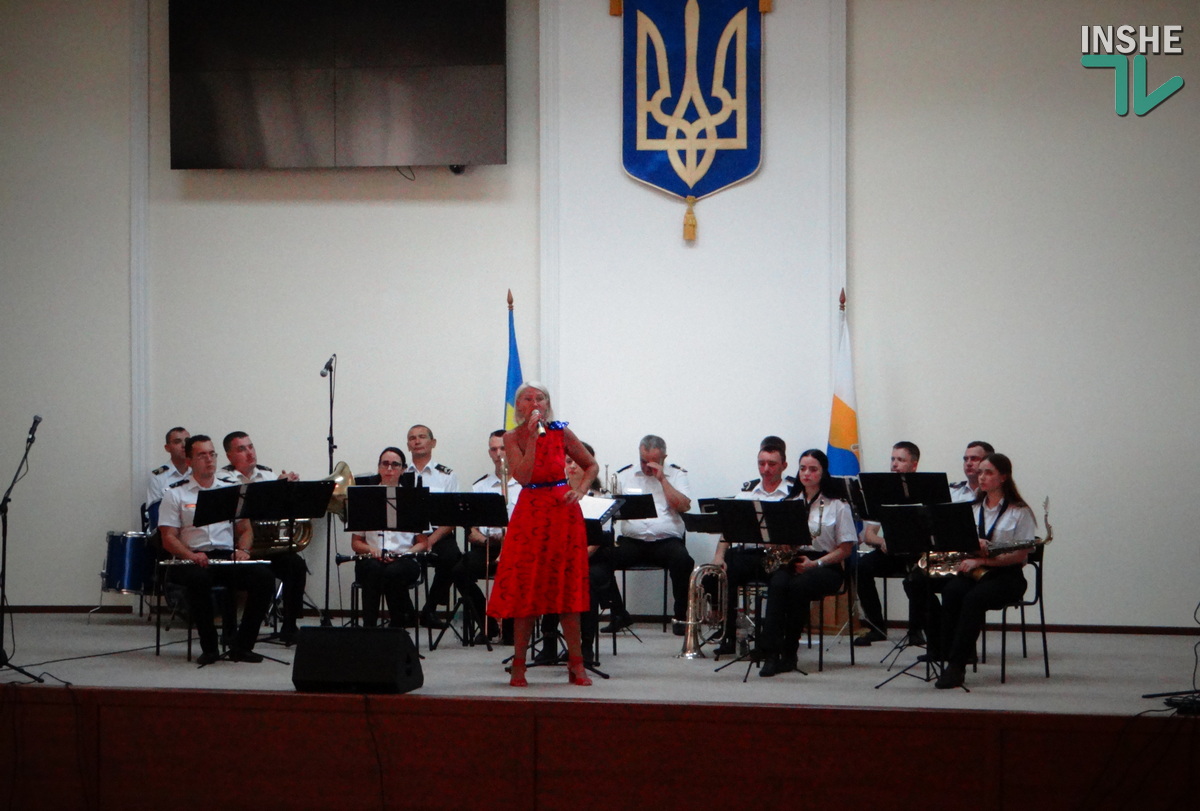 «Армия с народом»: в Николаеве наградили военных знаком отличия «Крест Святого Николая» (ФОТО и ВИДЕО)