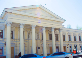 Директор николаевского русдрама заявил, что на реставрацию фасада здания необходимо 14 миллионов гривен (ФОТО)