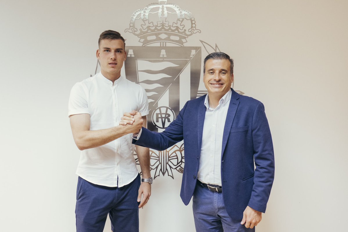 Вратарь сборной Украины Лунин покинул “Реал” и перешел в “Вальядолид” (ФОТО)