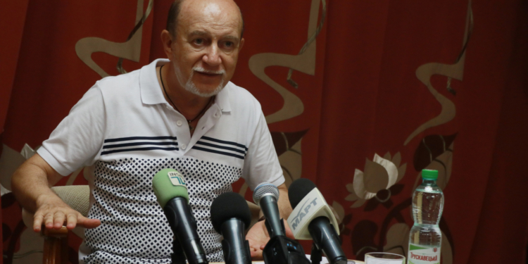 Не так как у всех. Директор николаевского муздрама приподнял завесу тайны грядущего сезона (ФОТО, ВИДЕО)