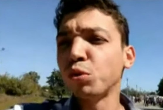 В Харьковской области в прямом эфире напали на журналиста, снимавшего незаконную вырубку лесов (ВИДЕО)