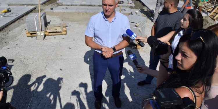 Реконструкция Соборной площади: Подрядчик получил 34,5 миллиона, работы идут по графику (ФОТО, ВИДЕО)