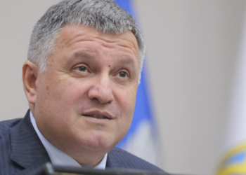Министры Зе-Кабмина. Кто все эти люди, и что о них нужно знать