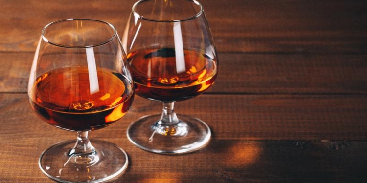 160 тысяч литров испанского бренди подменили молдавским кукурузным спиртом – СМИ