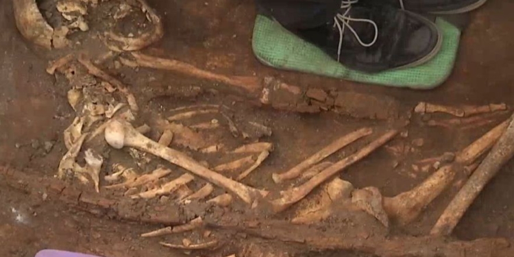 Под трассой «Николаев – Кропивницкий» нашли захоронения времен библейского Моисея (ВИДЕО)