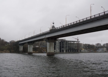 Польская фирма разработает проект ремонта Варваровского моста – соглашение уже подписано (ВИДЕО)
