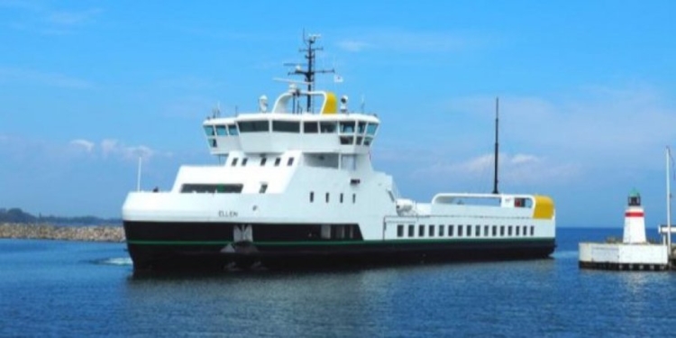 Без шума и пыли. В Дании отправили в рейс самый большой в мире электрический паром