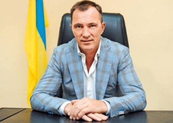 Обстрел из гранатомета. Метили не в Мостострой, а в офис президента Национальной федерации бокса Украины. Он винит бывшую власть (ФОТО)