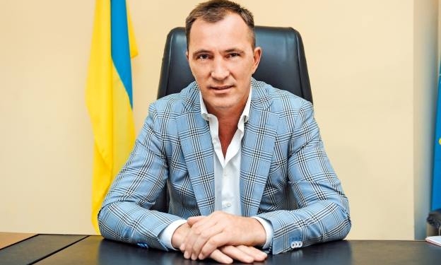 Обстрел из гранатомета. Метили не в Мостострой, а в офис президента Национальной федерации бокса Украины. Он винит бывшую власть (ФОТО)