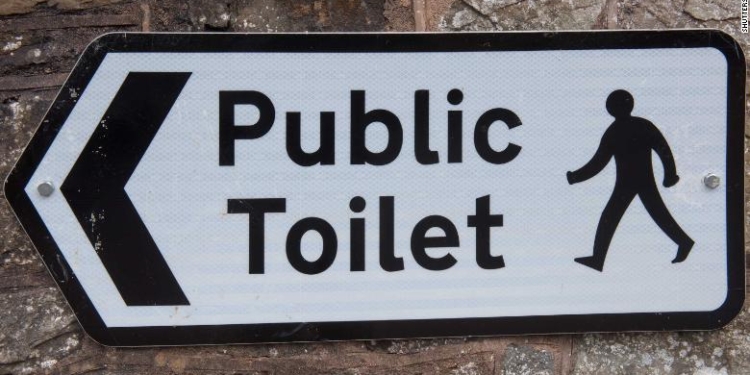 В Британии установят антисекс туалеты. Нарушителей будут пугать холодной водой и звуком сирены