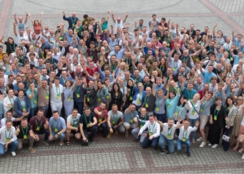 Пусть решит жребий. В Слуге народа рассказали, как будут делить фракцию на группы