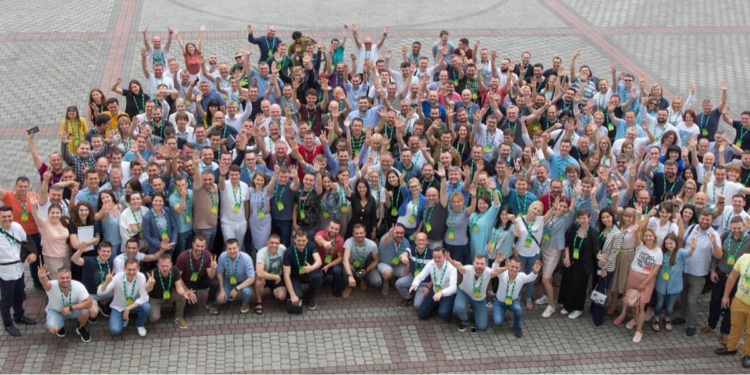 Пусть решит жребий. В Слуге народа рассказали, как будут делить фракцию на группы