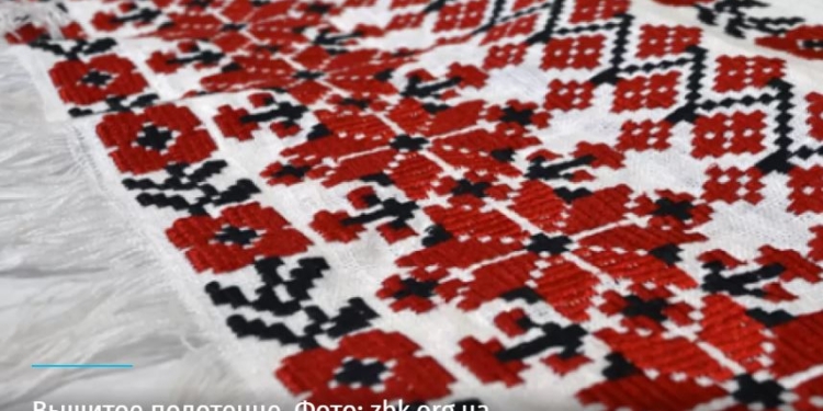 Крестики и нолики. Укрзализныця хотела купить вышиванки и рушники ручной работы и втридорога – за 1,53 млн.грн.