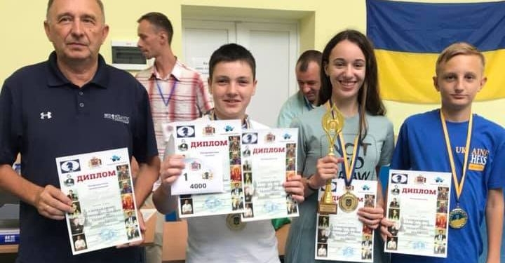 Сборная Николаева по шахматам до 12 лет – чемпионы Украины (ФОТО)
