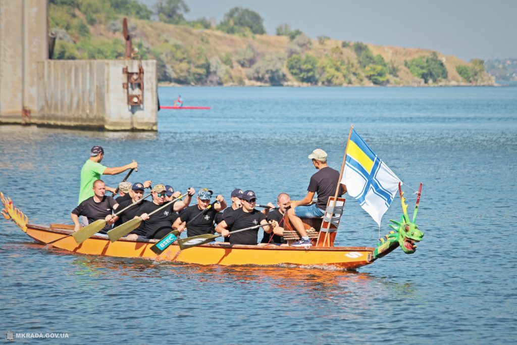 "Парад на воде", - флотилия яхт, байдарок и каноэ в Николаеве (ФОТО) 19