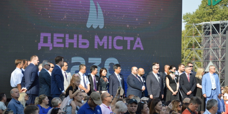 «Николаев – это мы!»: город празднует свое 230-летие (ФОТО, ВИДЕО)