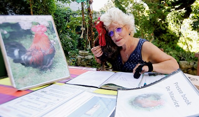 Морис победил: во Франции закончился громкий судебный процесс по поводу утреннего пения петуха