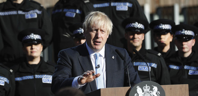 Умереть в канаве или попросить ЕС отложить Brexit? Для Премьера Британии ответ очевиден