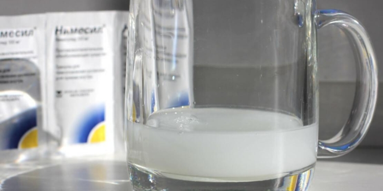 В Украине запретили обезболивающее “Нимесил” с польской маркировкой