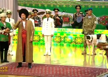 Президент Туркменистана написал книгу об алабаях: празднования продолжаются шестой день (ФОТО, ВИДЕО)