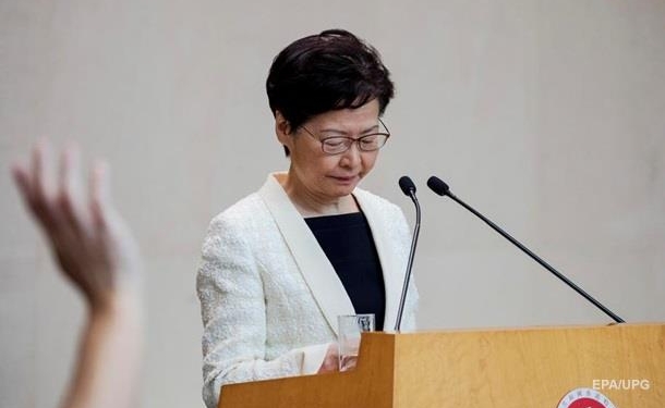 Улица победила. Глава Гонконга отзывает законопроект об экстрадиции – СМИ