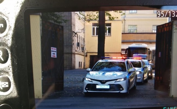 Обмен пленными: три автобуса покинули Лефортово