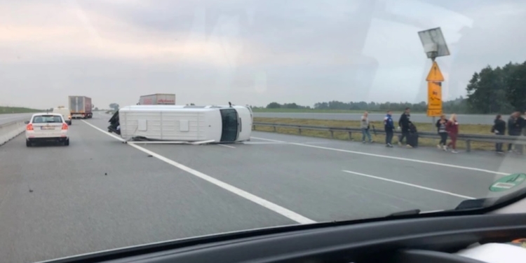 В Польше перевернулся автобус с украинцами (ФОТО)
