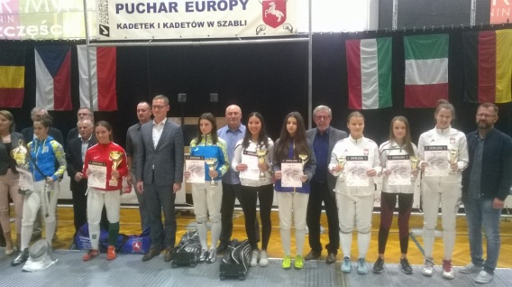 Саблистка Бондарь из Николаева одержала победу на Европейском кадетском цикле 1