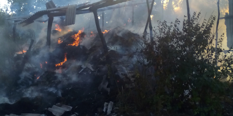 На Николаевщине опять горели хозпостройки (ФОТО)