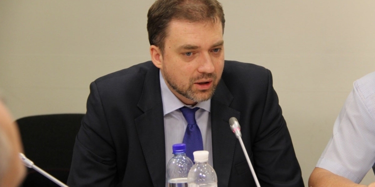 «Это не отступление»: Министр обороны пояснил, как будет происходить разведение сил