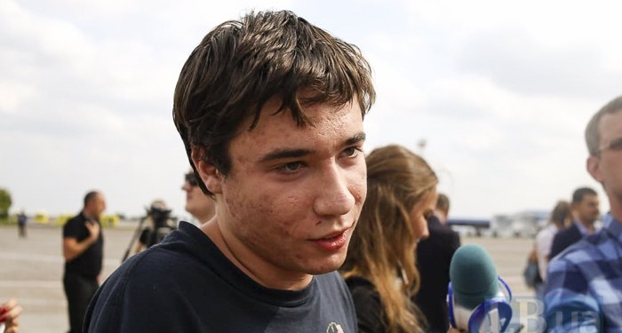 Павел Гриб объяснил, почему не поздоровался с Зеленским