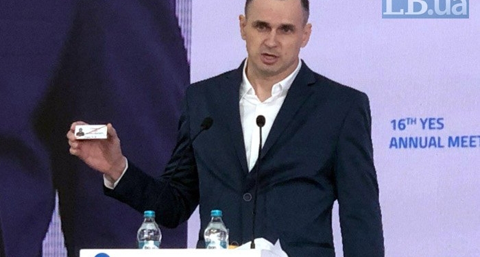 Сенцов выступил на открытии Ялтинской европейской стратегии (ВИДЕО)