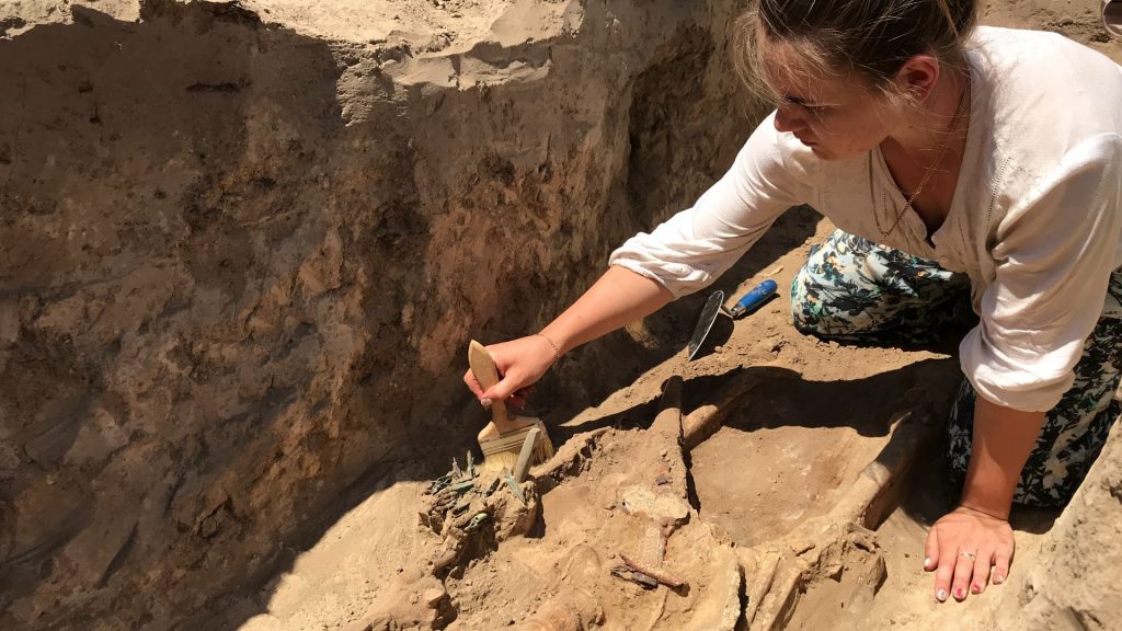 Запорожские археологи нашли захоронение возрастом около 2,5 тысяч лет (ФОТО) 3
