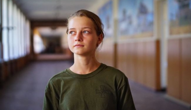 «Буду летчиком, как и отец»: в Киевский военный лицей впервые приняли девушек (ФОТО, ВИДЕО)