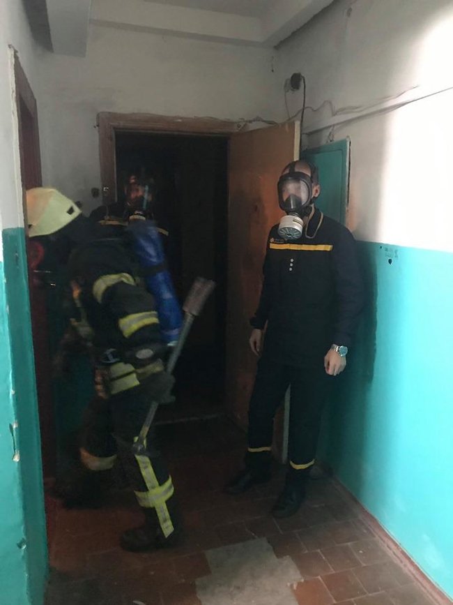 Массовое отравление в Черкассах: в подвале многоэтажки "травили" насекомых, 7 человек в больнице 1