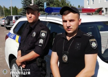 На Николаевщине  рецедивист при задержании пытался выбросить заложницу с балкона и ранил полицейского (ФОТО)