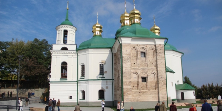 В Киеве открыли отреставрированную церковь 12 века – 100 метров древнерусской фрески (ФОТО)