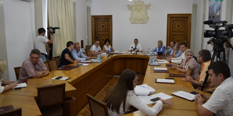 Исполком горсовета согласовал выделение 3 миллионов депутатам для выполнения поручений избирателей