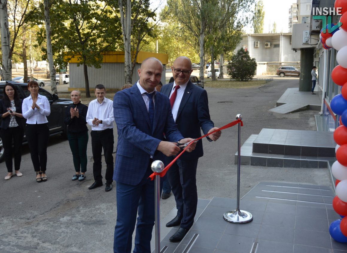 На Центральном. В Николаеве торжественно открыли новое отделение "Мегабанка" (ФОТО и ВИДЕО) 4