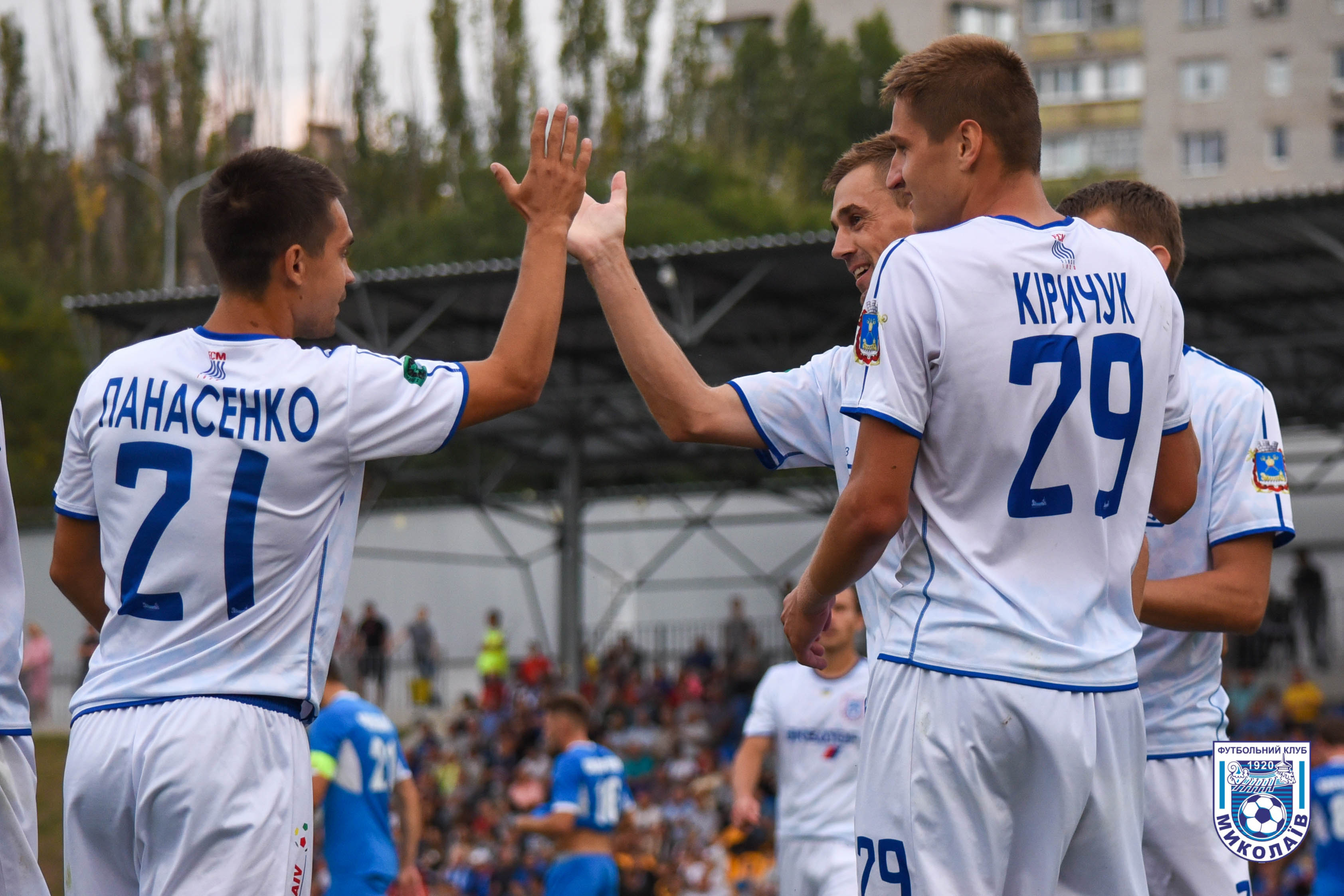 Футбольный скандал. МФК «Николаев» не пускали тренироваться на стадион из-за благотворительного матча