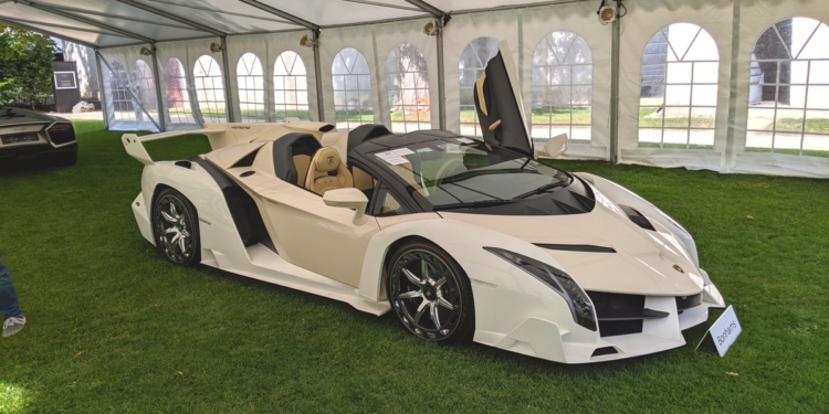 Швейцария продает 25 машин наследника африканского диктатора