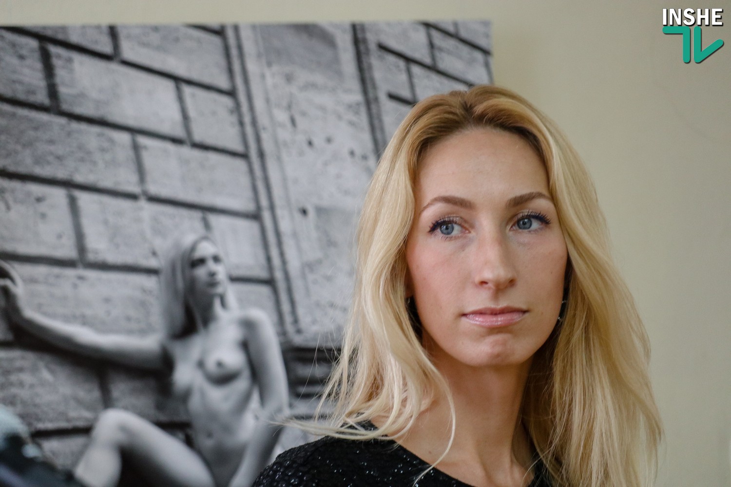 Музей Верещагина и Слава Поседай поздравили Николаев с днем рождения элегантной фотовыставкой в стиле ню (ФОТО, ВИДЕО)