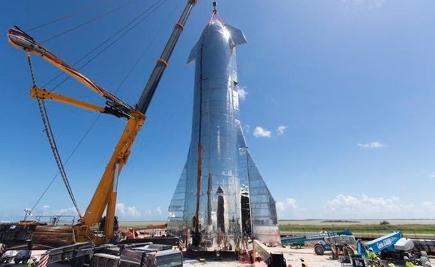Маск назвал сроки вывода на орбиту корабля Starship (ВИДЕО)