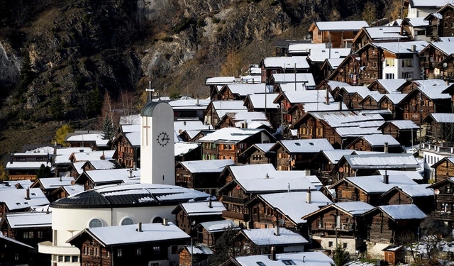 В Швейцарии деревни заманивают новых жителей… деньгами